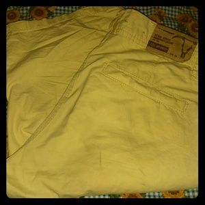 🌷Mens EDC Soft Yellow Shorts